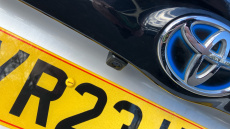 Toyota Yaris 1.5 Hybrid Icon 5dr CVT Hybrid Hatchback